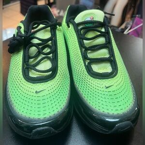 Nike Air Max DN SE Casual Sneakers size 6 new no box!